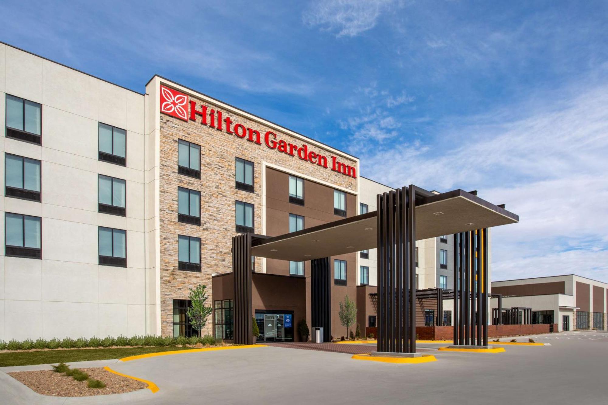 Hilton Garden Inn Hays, Ks エクステリア 写真